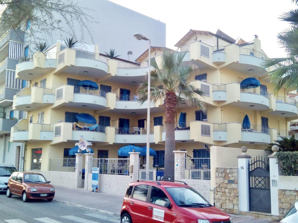 Villa La Baia Di Ulisse Venetico Exterior foto